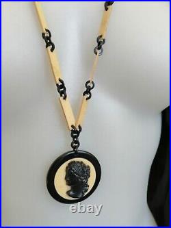 1920s-30s Art Deco Black & Cream Celluloid Link Necklace w Cameo Pendant 69cm