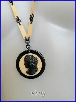 1920s-30s Art Deco Black & Cream Celluloid Link Necklace w Cameo Pendant 69cm
