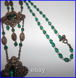 ANTIQUE 1920s CZECH FINE ART DECO FACETED GREEN GLASS FILIGREE LONG NECKLACE