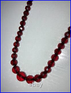 ART DECO CHERRY AMBER BAKELITE BEAD NECKLACE 16in FACETED Gradually Bead Antique