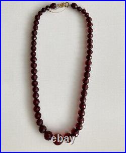 ART DECO CHERRY AMBER BAKELITE BEAD NECKLACE 16in FACETED Gradually Bead Antique