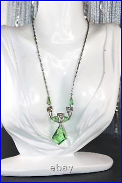 ART DECO Emerald Green Crystal Lavaliere NECKLACE Bezel Set