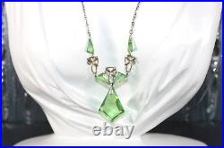 ART DECO Emerald Green Crystal Lavaliere NECKLACE Bezel Set
