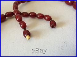 ART DECO Vintage Cherry Amber Bakelite Necklace 78 grams (Simichrome Tested)