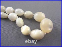 Antique Art Deco Genuine MOP Mother Pearl Hand Knotted Necklace Graduated Beads