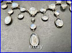 Antique Art Deco Necklace 1930's moonstone 9 karat 375 Yellow Gold (not singed)