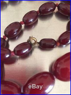 Antique Cherry Amber Bakelite Necklace 40gr