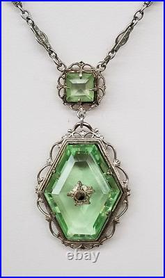 Antq Art Deco Marcasite Silvertone Filigree Faceted Green Glass Pendant Necklace