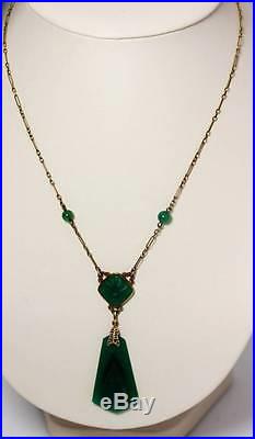 Art Deco 14K Gold Carved Green Czech Glass Pendant & Bead Necklace 17.25 238