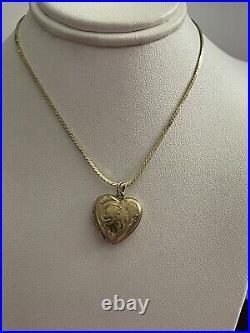 Art Deco 9ct Yellow Gold Heart Shaped Engraved Leaf Design Locket Pendant