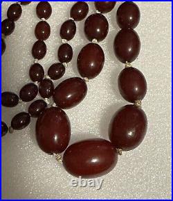 Art Deco Cherry Amber Bakelite Graduated Bead 30 Necklace 44 Grams