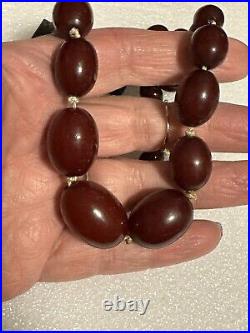 Art Deco Cherry Amber Bakelite Graduated Bead 30 Necklace 44 Grams