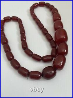 Art Deco Marbled Cherry Amber Faturan Bakelite Barrell Bead Necklace 79g