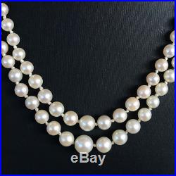 Art Deco, Saltwater Cultured graduated Pearl necklace on Silver engraved clasp