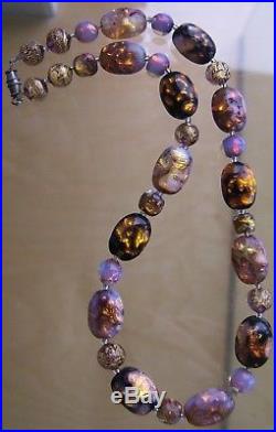 Beautiful, Unusual Vintage Venetian Art Deco Opalescent Foil Glass Necklace
