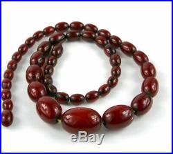 Cherry Amber Bakelite Necklace, Art Deco Bakelit Oliven Kette, 27,4 Gramm