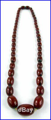 Cherry Amber Bakelite Necklace, Art Deco Bakelit Oliven Kette, 27,4 Gramm