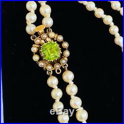 Fine, Art Deco Saltwater, Cultured Pearl necklace on 15ct Peridot Cluster clasp
