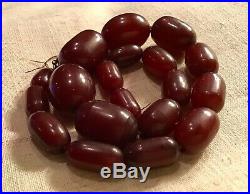 Lovely Vintage Art Deco Cherry Amber Bakelite Bead Necklace 40 Grams