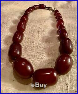 Lovely Vintage Art Deco Cherry Amber Bakelite Bead Necklace 40 Grams