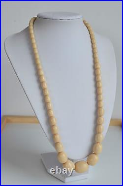 Rare ART DECO Cream French Galalith GRADUATED NECKLACE HIDDEN CLASP 27'' vintage