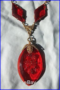 Siam Red Art Deco Intaglio Pressed Czech Glass and Brass Filigree Necklace