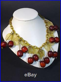 Stunning Antique Vintage Art Deco 1930/40 Red Cherry Amber Bakelite Necklace
