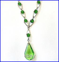 VTG Czech ART DECO Emersld Crystal Lavaliere NECKLACE Bezel Set Pointed Back