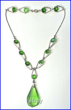 VTG Czech ART DECO Emersld Crystal Lavaliere NECKLACE Bezel Set Pointed Back