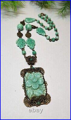 Vintage/Antique CZECH Art Deco Necklace Green Peking Molded Glass 17 in