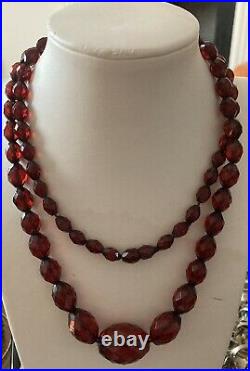 Vintage Art Deco Bakelite cherry amber faceted opera long bead necklace