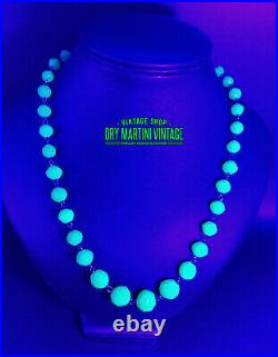 Vintage Art Deco Bohemian Czech Jade Green Uranium Beads Necklace Collector Gift