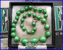 Vintage Art Deco Bohemian Czech Satin Glass Apple Green Chunky Beads Necklace