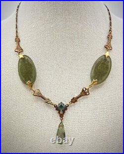 Vintage Art Deco Czechoslovakia Green Glass Necklace