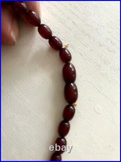 Vintage Art Deco Faturan Cherry Amber Bakelite Bead Necklace 23 g ALL SWIRL