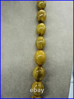 Vintage Art Deco Marbled Honey Bakelite Graduated Necklace With Screw Clasp