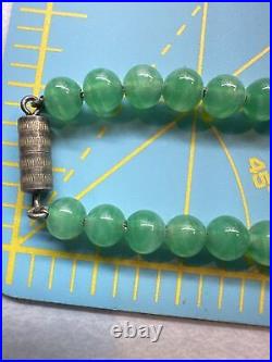 Vintage Art Deco Mottled Green Glass Bead Beaded Necklace On The Chain 16