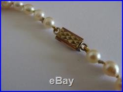 Vintage Art Deco cultured pearl graduated necklace choker with 14ct gold clasp