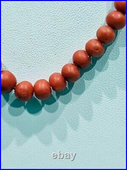 Vintage Unique art deco 18K red coral necklace